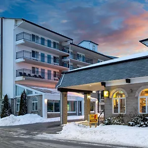 Super 8 By Wyndham By The Falls Niagara Falls